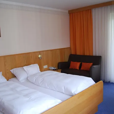Gasthof Haus Carola 3*